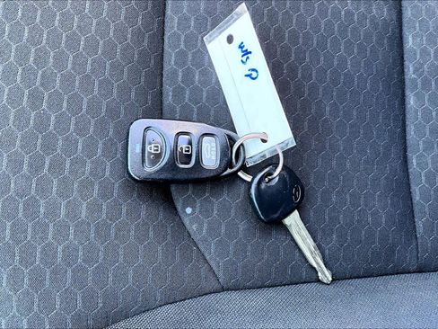 Used 2020 Hyundai Elantra SEL w/ Cargo Package (C1) FWD image 13