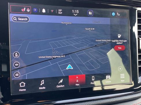 Used 2023 Dodge Durango GT image 11