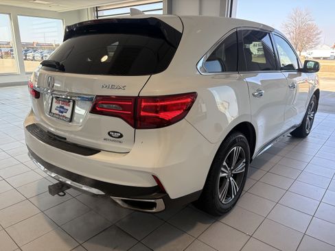 Used 2018 Acura MDX SH-AWD image 4