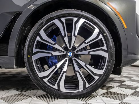 Used 2025 BMW X7 M60i w/ Executive Package AWD/4WD image 41
