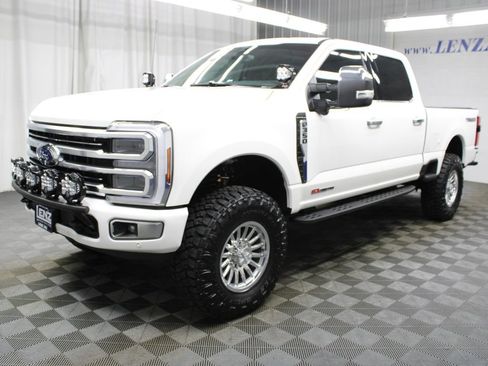 Used 2026 Ford F350 Platinum w/ Platinum Plus Package AWD/4WD image 10