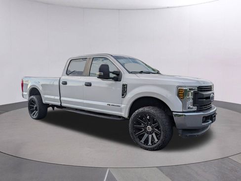 Used 2018 Ford F250 XL w/ Power Equipment Group AWD/4WD image 7