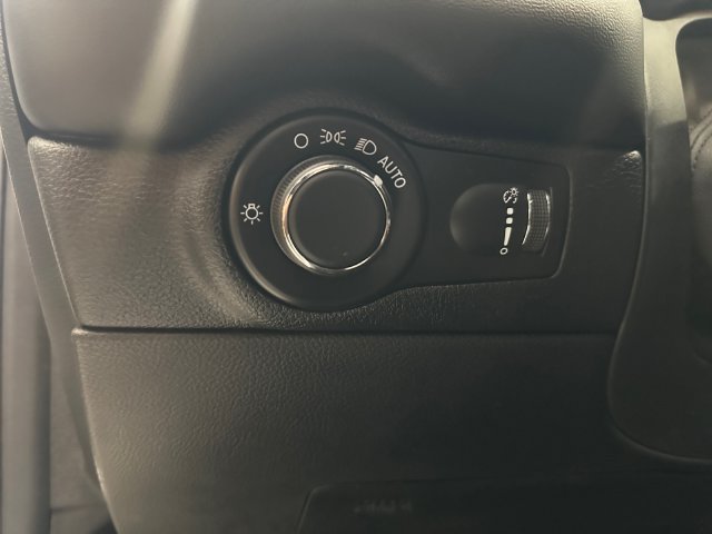 Used 2025 Dodge Durango GT AWD/4WD image 24
