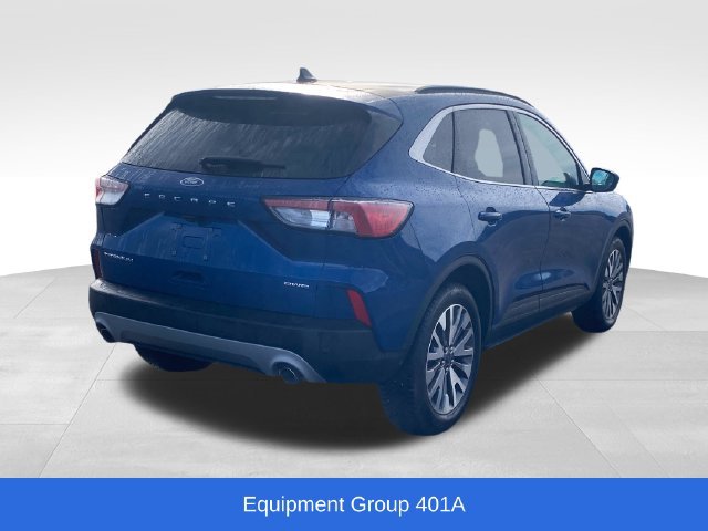 Used 2022 Ford Escape Titanium AWD/4WD image 4