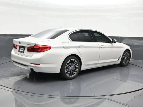 Used 2019 BMW 530i w/ Convenience Package RWD image 5