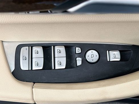 Used 2023 BMW X3 xDrive30i w/ Convenience Package image 29