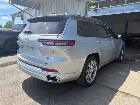 Used 2023 Jeep Grand Cherokee L Summit w/ Advanced Protech Group IV image 4