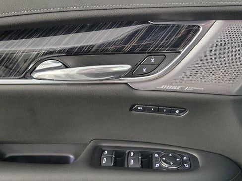 Certified 2023 Cadillac XT6 Premium Luxury image 27