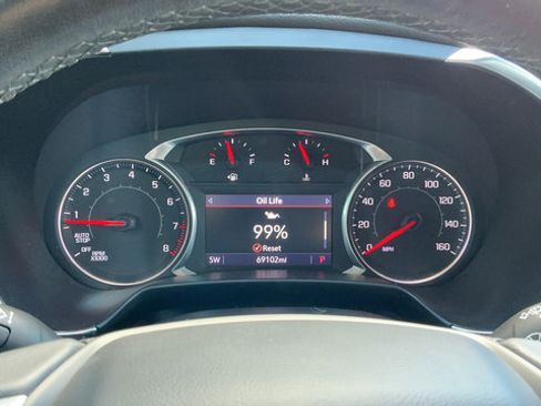 Used 2021 Chevrolet Blazer LT w/ Sound & Technology Package FWD image 14