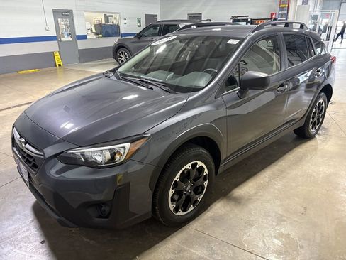 Used 2023 Subaru Crosstrek 2.0i image 6
