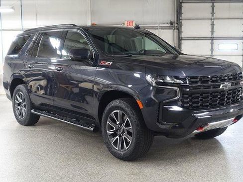 Used 2023 Chevrolet Tahoe Z71 w/ Luxury Package AWD/4WD image 1