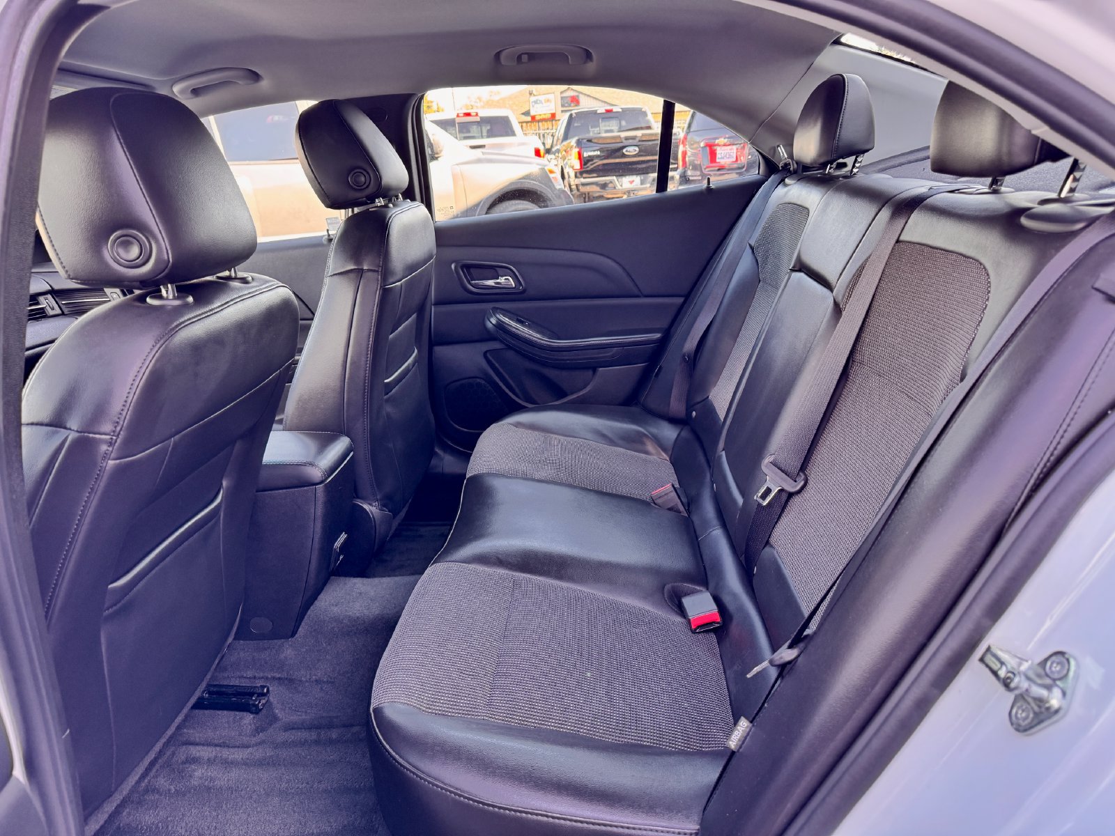 Used 2015 Chevrolet Malibu LT FWD image 13