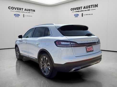 Used 2023 Lincoln Nautilus Reserve w/ Equipment Group 201A AWD/4WD image 3