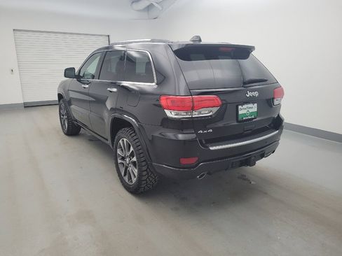 Used 2018 Jeep Grand Cherokee Overland AWD/4WD image 5