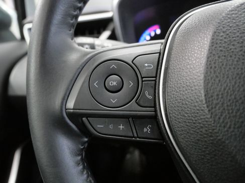 Certified 2021 Toyota Corolla XSE image 28