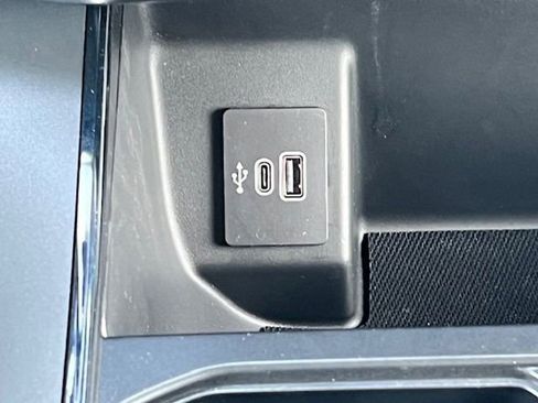 New 2025 Ford F150 Lightning Flash image 21