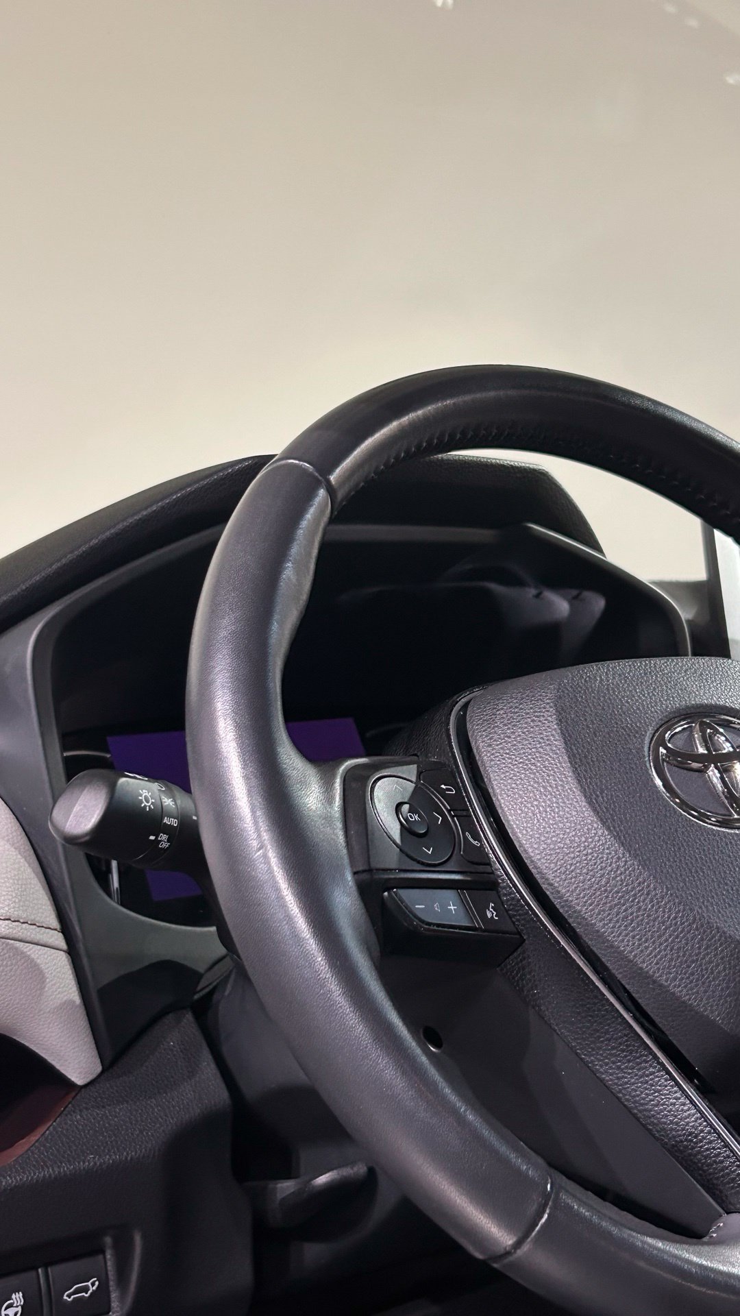 Used 2021 Toyota RAV4 Limited w/ Limited Grade Weather Package AWD/4WD image 41