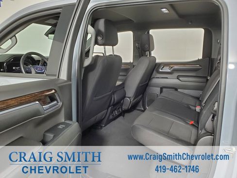 Used 2024 GMC Sierra 1500 Elevation image 35