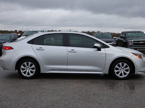 Used 2025 Toyota Corolla LE w/ Convenience Package image 7