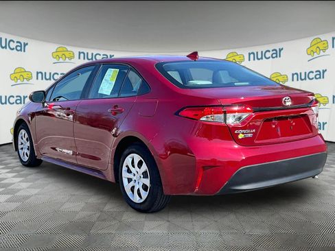 Used 2023 Toyota Corolla LE image 4
