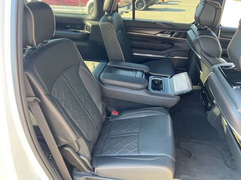 New 2025 Jeep Grand Wagoneer Series III w/ Quick Order Packagew 28T image 22