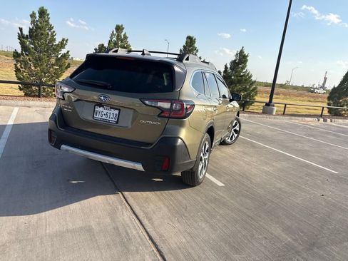 Used 2020 Subaru Outback Limited w/ Popular Package #2 AWD/4WD image 11