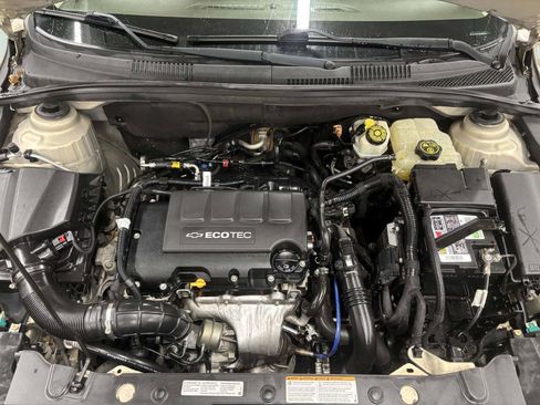 Used 2012 Chevrolet Cruze LTZ FWD image 9