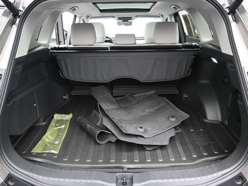 Used 2026 Toyota RAV4 Limited AWD/4WD image 33