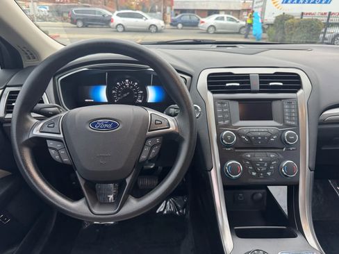 Used 2017 Ford Fusion S image 20