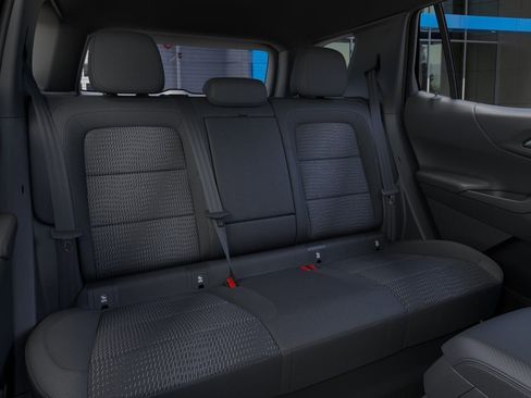 New 2026 Chevrolet Equinox LT FWD image 18