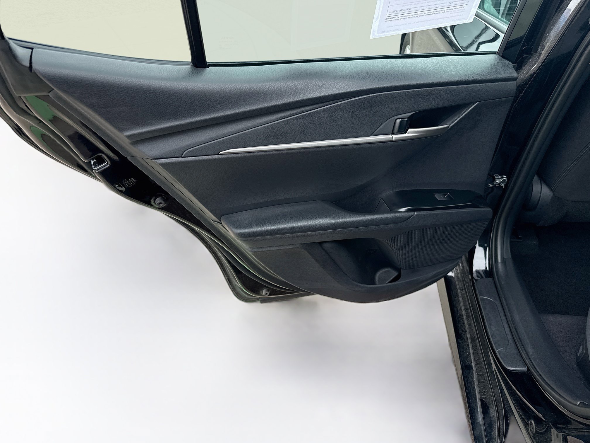 Used 2026 Toyota Camry LE FWD image 27