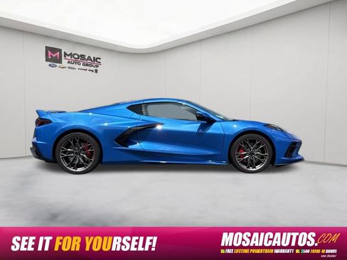 Used 2024 Chevrolet Corvette Stingray Preferred Cpe w/ Z51 Performance Package RWD image 6