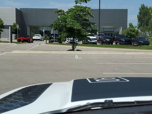 Used 2025 Land Rover Defender 90 S image 14