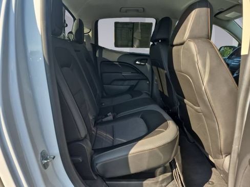 Used 2022 GMC Canyon AT4 w/ Trailering Package AWD/4WD image 18