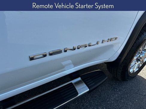 Used 2020 GMC Sierra 2500 Denali w/ Denali Ultimate Package image 18