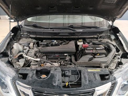 Used 2019 Nissan Rogue SV image 33