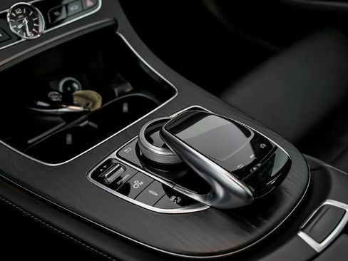 Used 2018 Mercedes-Benz E 63 AMG S image 39