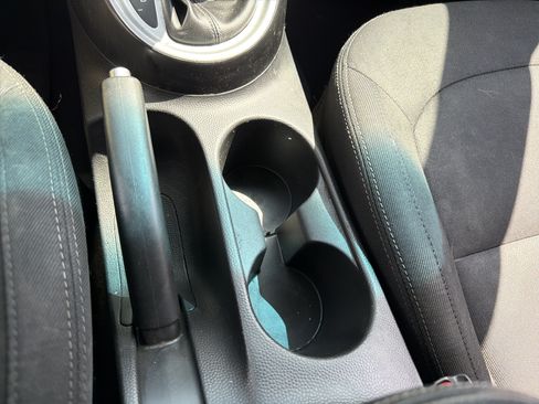 Used 2019 Kia Soul + FWD image 24