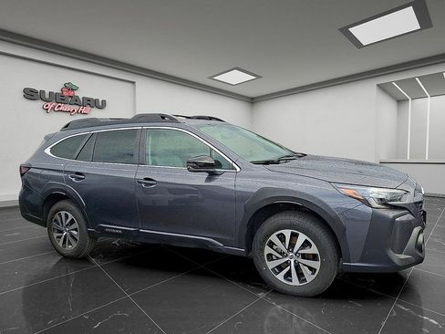 Certified 2025 Subaru Outback Premium w/ Popular Package #1A image 8