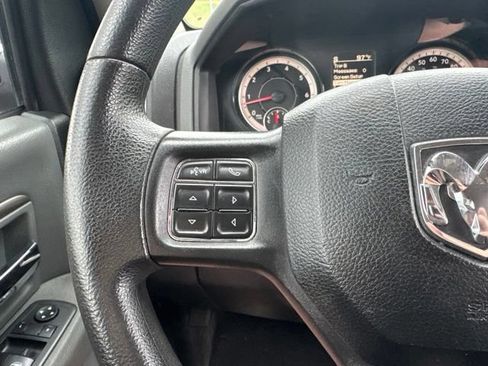 Used 2019 RAM 1500 Classic SLT RWD image 22