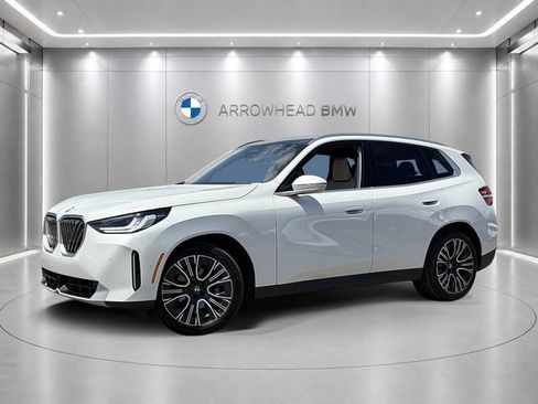 Used 2025 BMW X3 xDrive30i w/ Convenience Package AWD/4WD image 1