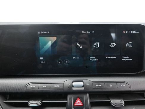 Used 2025 Kia K4 LXS image 25