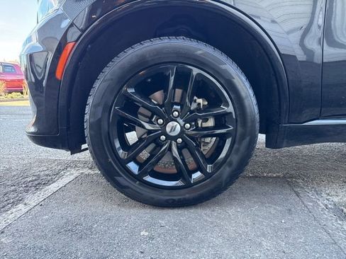 Used 2024 Dodge Durango GT image 16