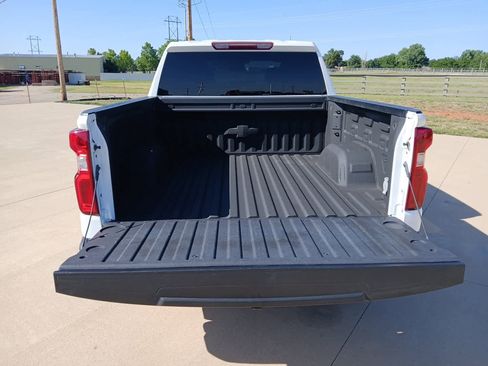 Used 2023 Chevrolet Silverado 1500 LT Trail Boss w/ Protection Package AWD/4WD image 9