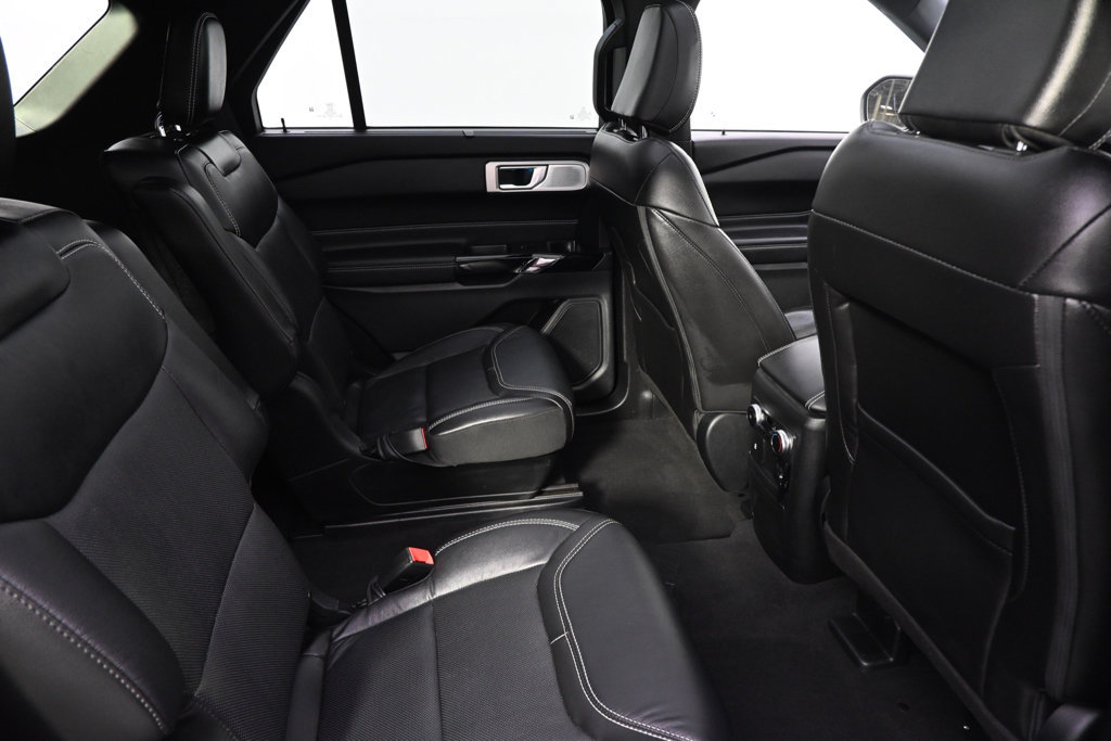Used 2022 Ford Explorer ST w/ ST Street Pack AWD/4WD image 18