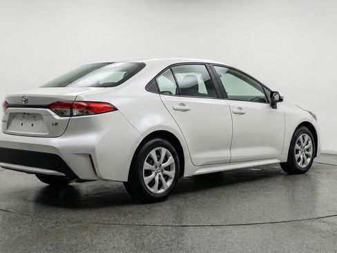 Used 2025 Toyota Corolla LE FWD image 9