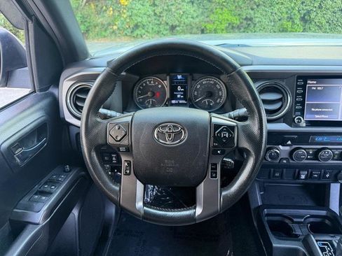 Used 2021 Toyota Tacoma TRD Off-Road image 27