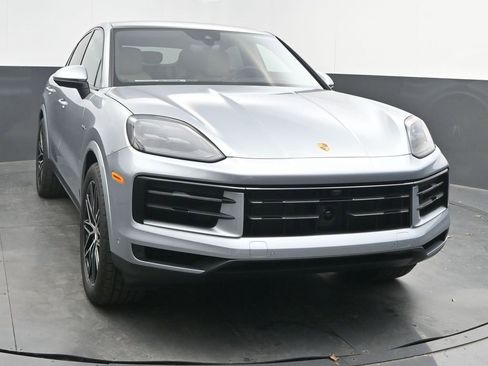 New 2026 Porsche Cayenne E-Hybrid Coupe image 8