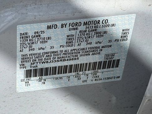 Used 2025 Ford Maverick XLT w/ Equipment Group 301A AWD/4WD image 26