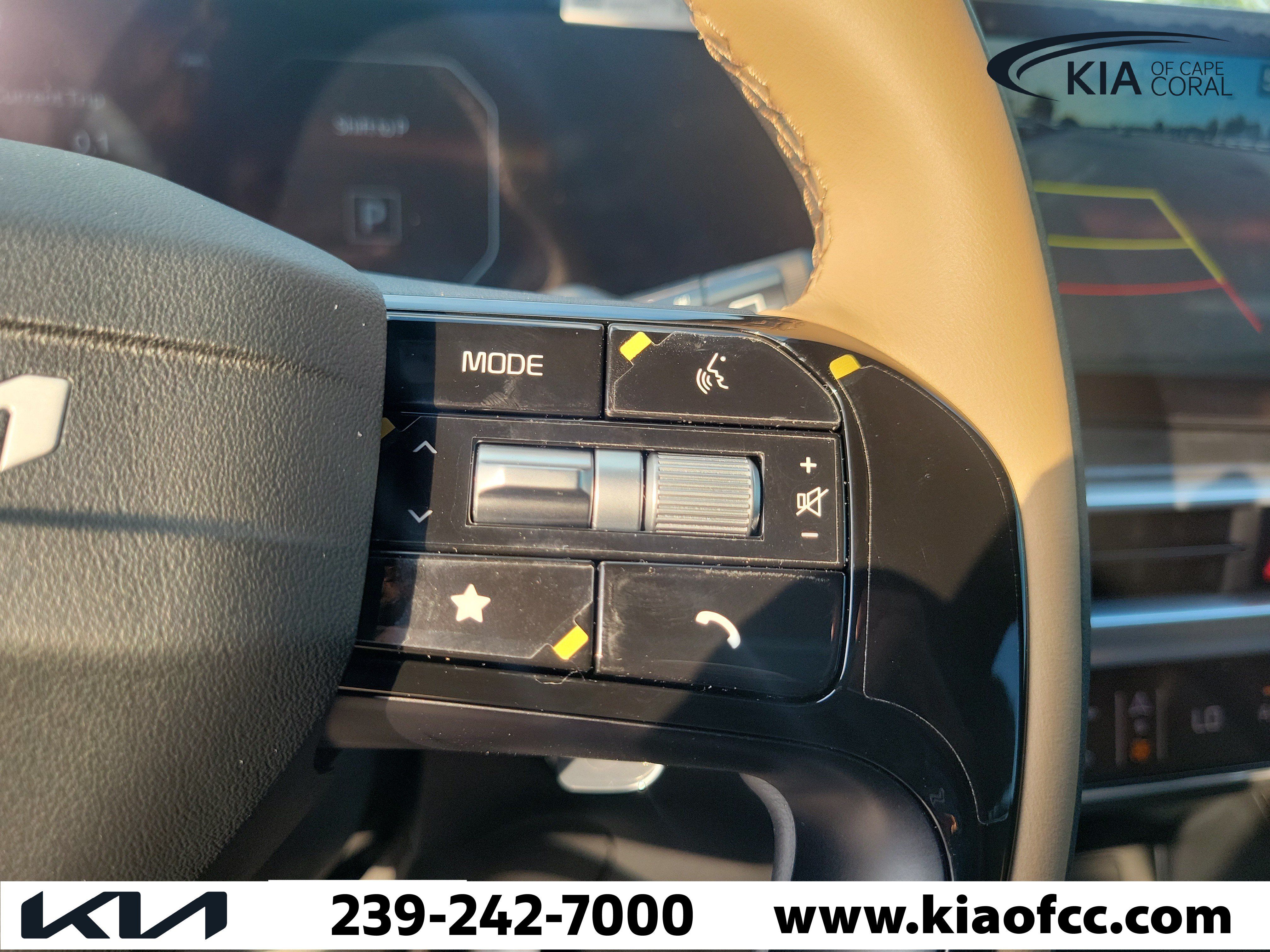 New 2026 Kia Sorento SX Prestige w/ Olive Brown Leather Package AWD/4WD image 30